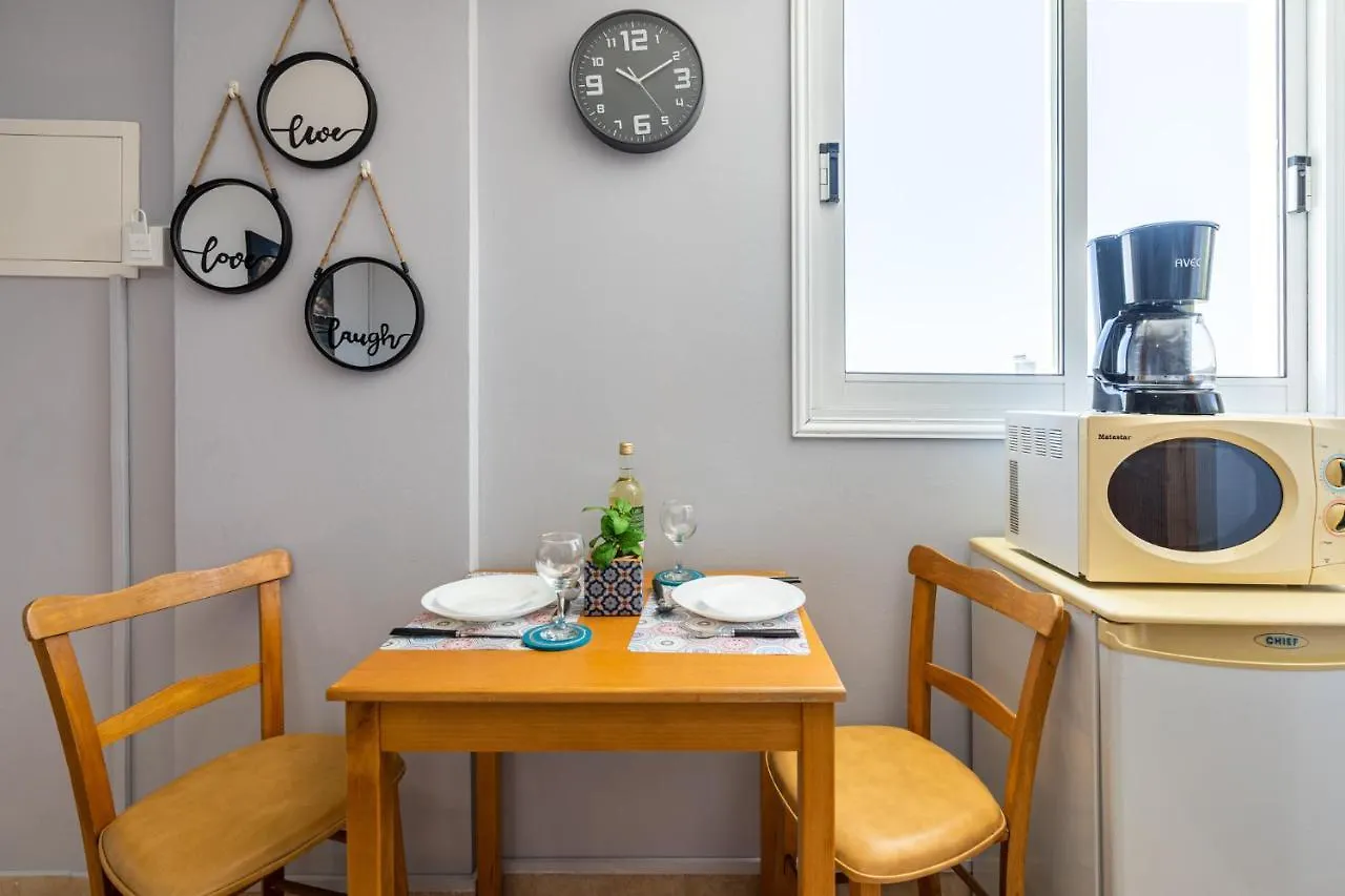 Apartment Studio Piccolo In Larnaca